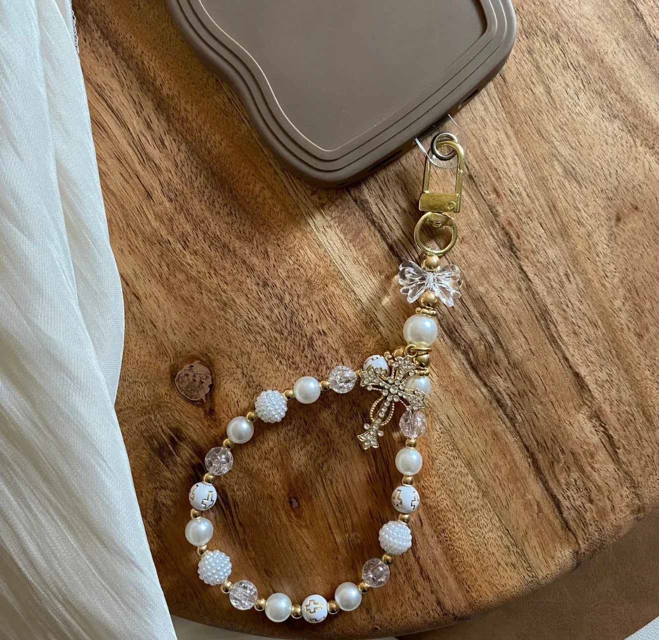 Les Bijoux de Téléphone