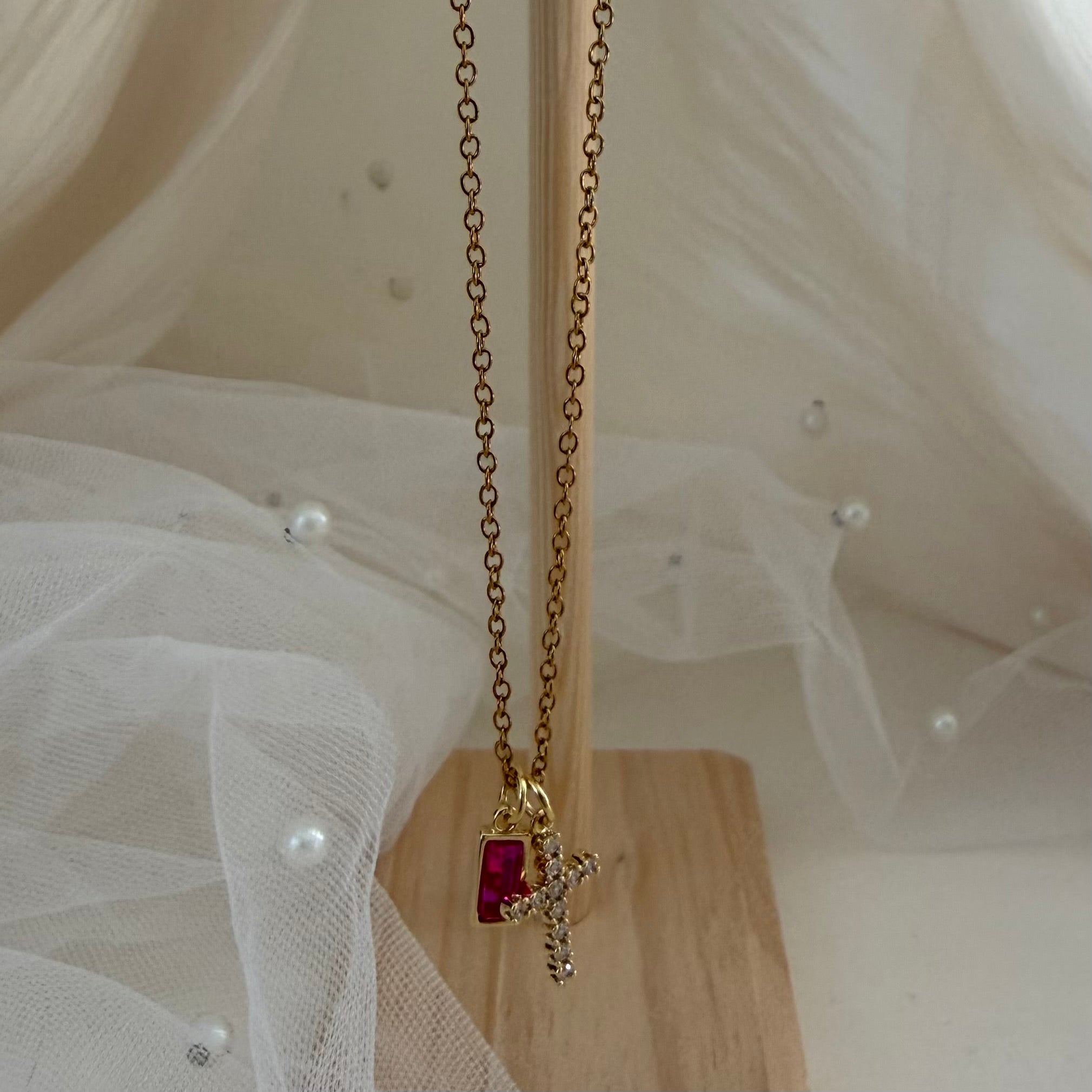 Collier Croix / Pierre de Naissance