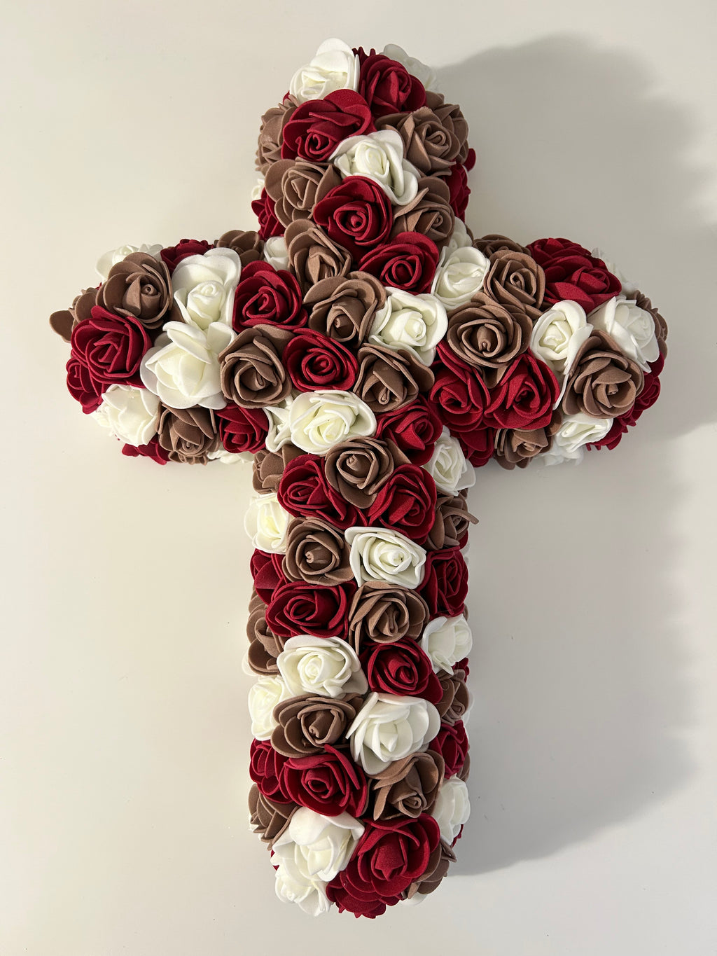 Atelier Séléna - Croix décorative en fleurs