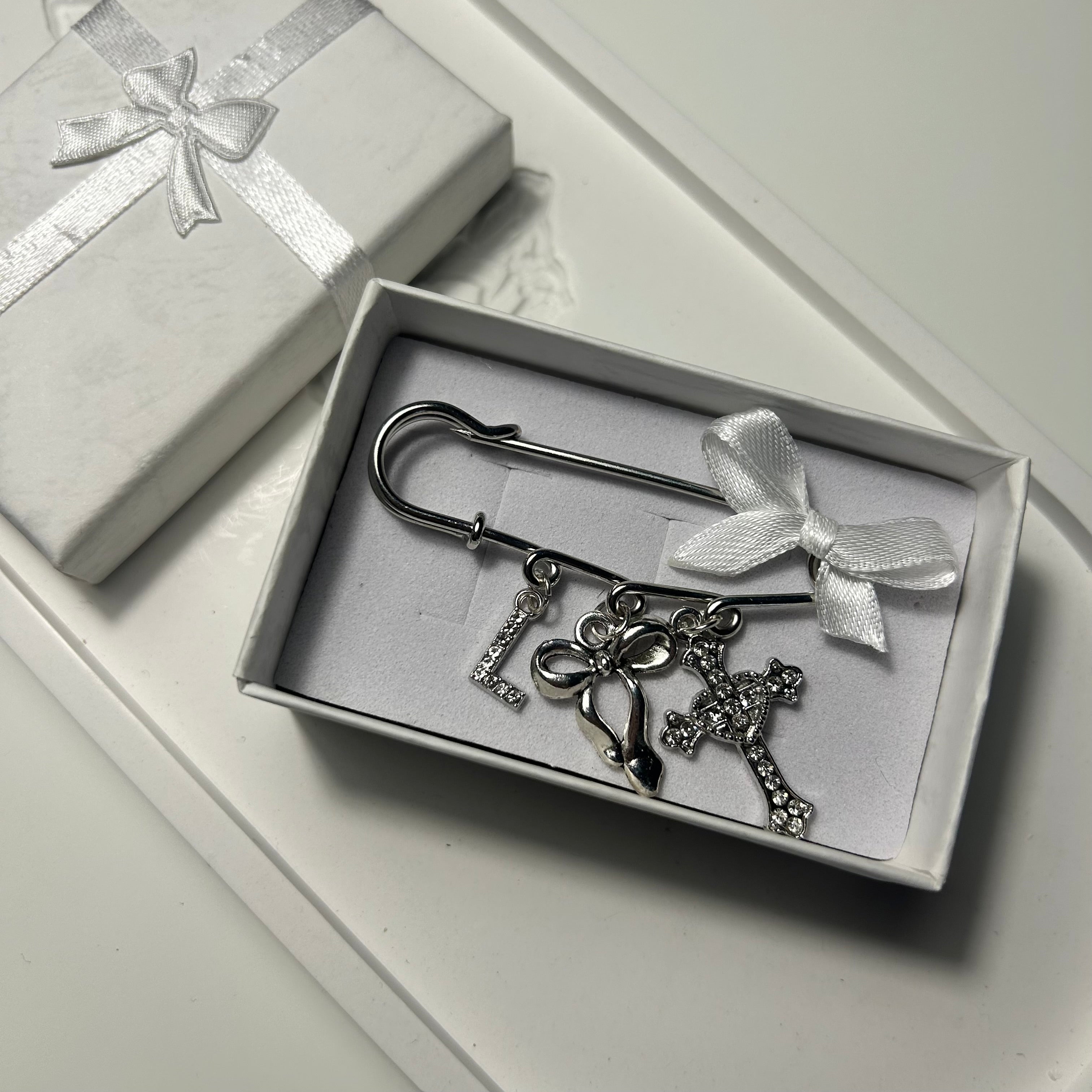 Atelier Séléna - Broche personnalisable argent - 3 breloques