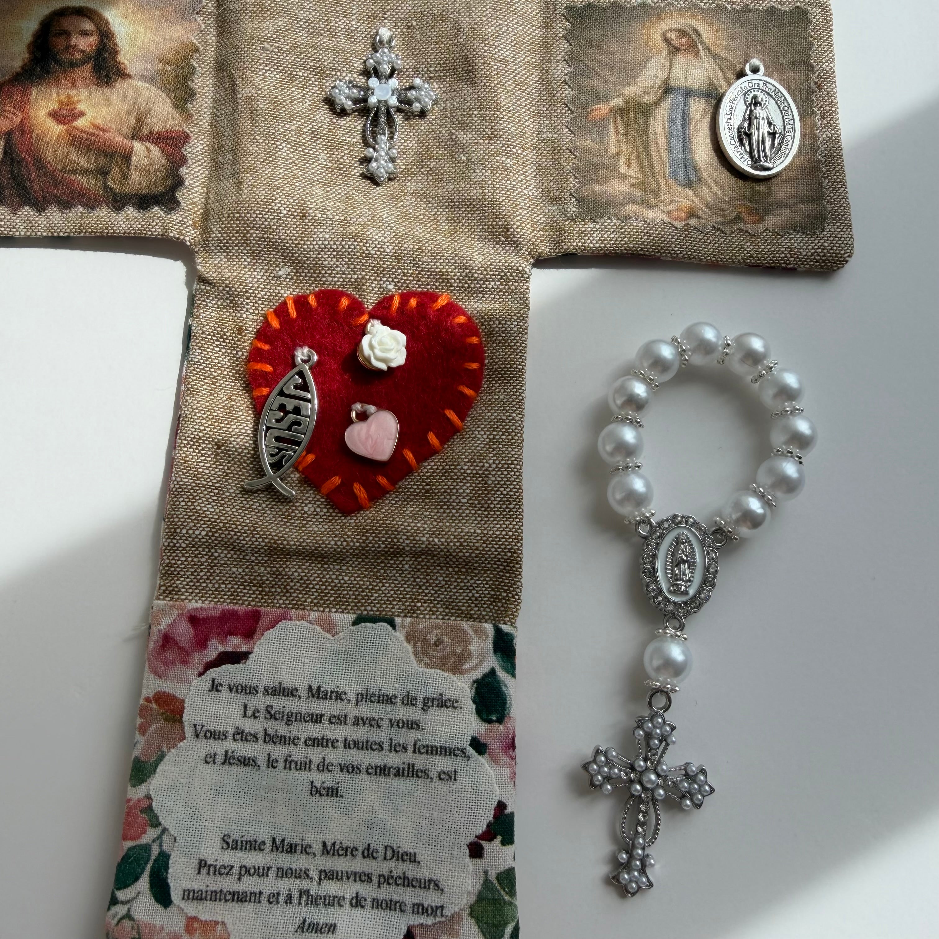 Atelier Séléna - Oratoire de poche artisanal en coton et lin – coin prière nomade - avec dizainier