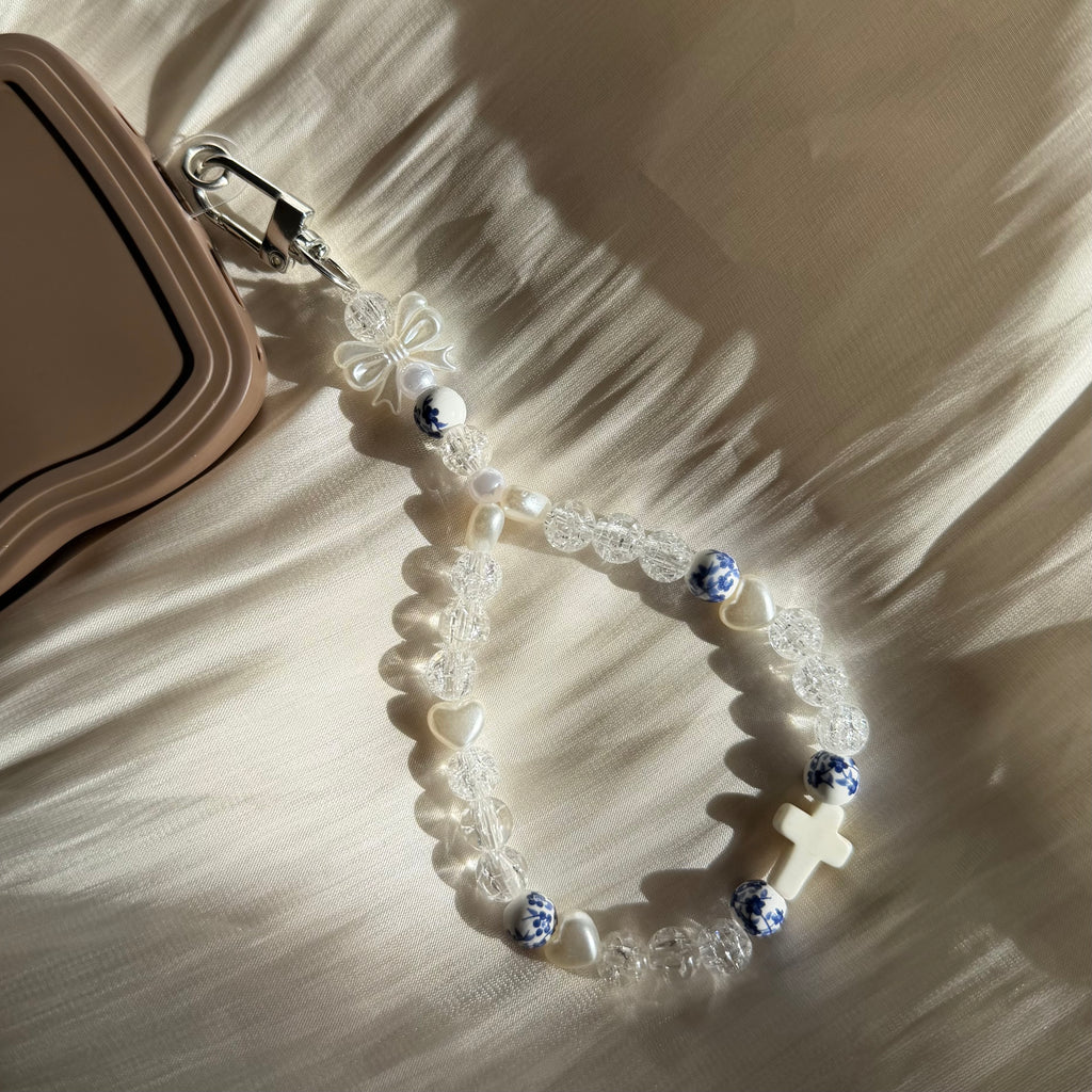 Atelier Selena - Bijou de téléphone avec croix en céramique