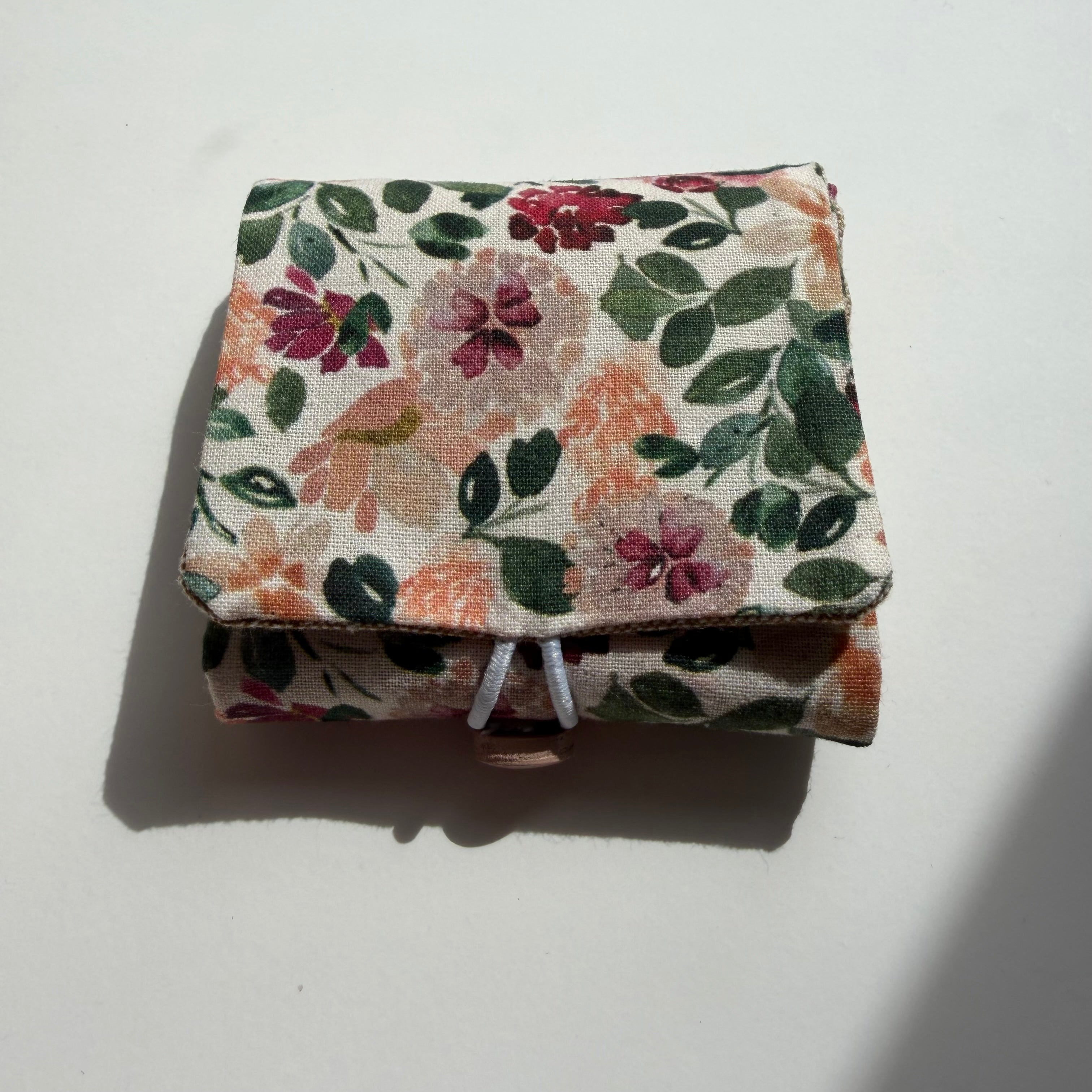 Atelier Séléna - Oratoire de poche artisanal en coton et lin – coin prière nomade - avec dizainier