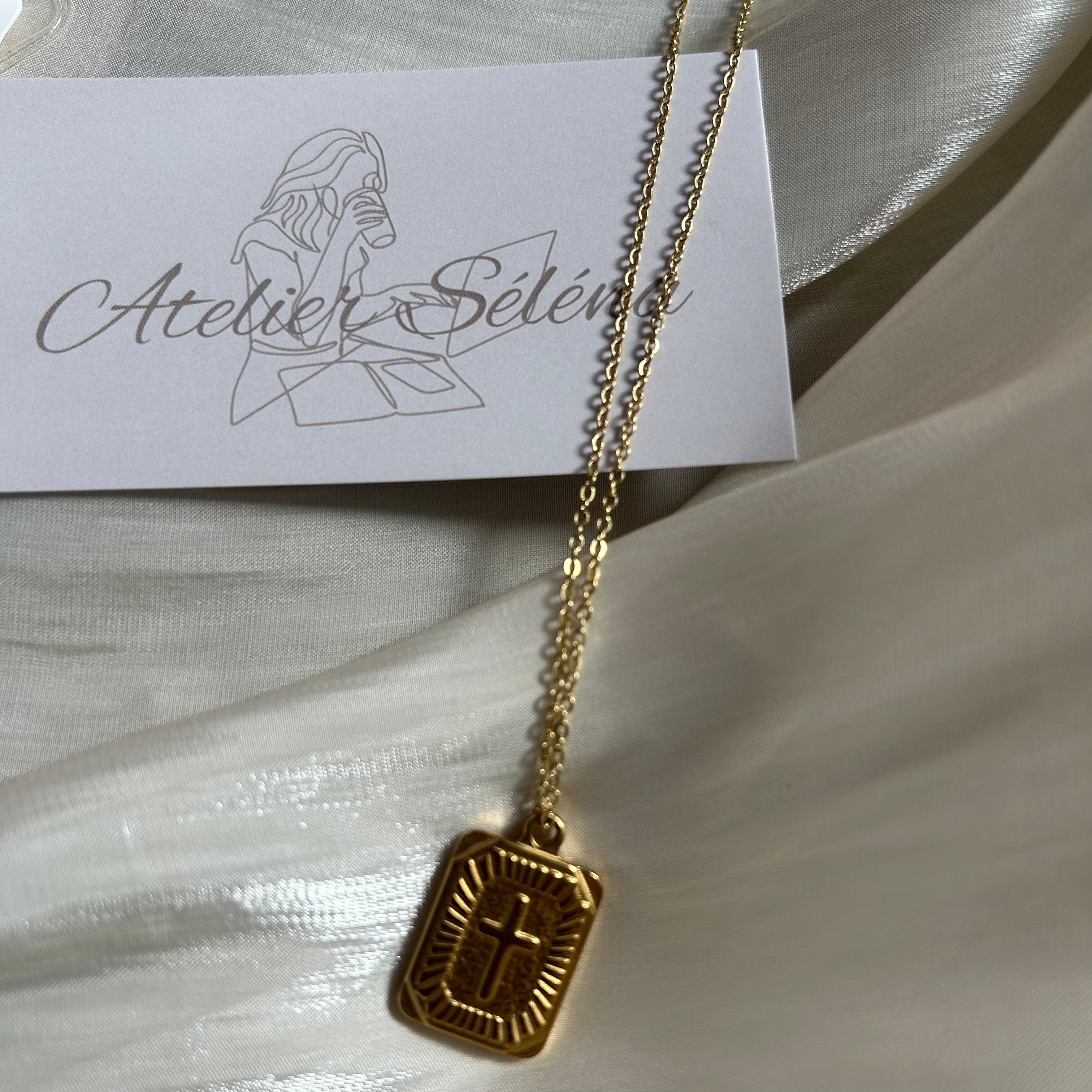 Atelier Séléna - Coffret Chrétien Artisanal – Foi & Élégance