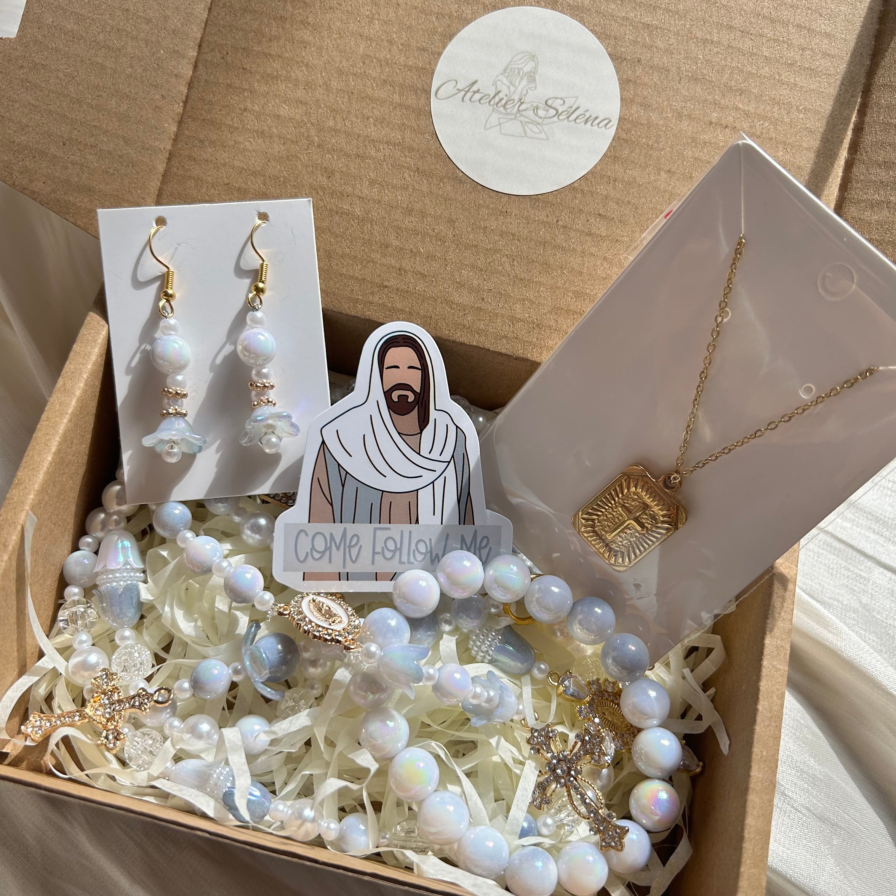 Atelier Séléna - Coffret Chrétien Artisanal – Foi & Élégance
