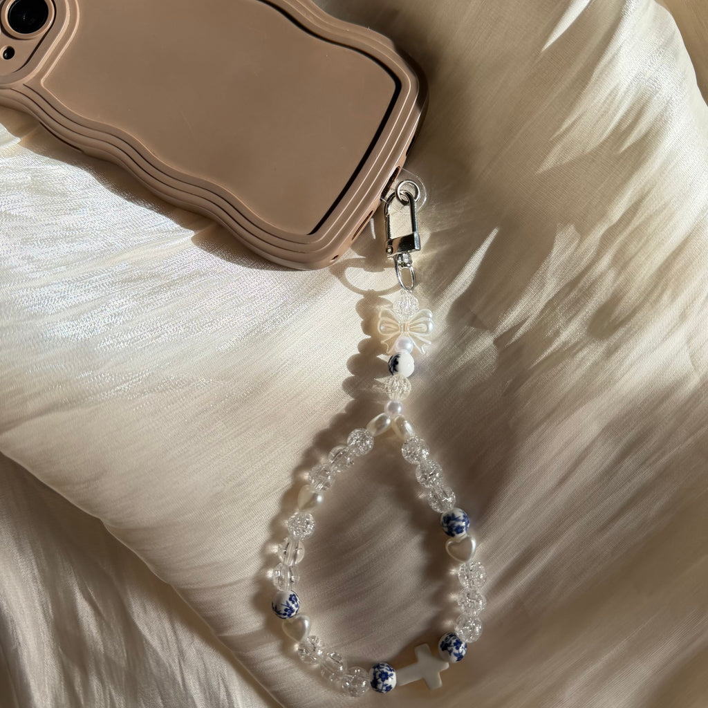 Atelier Selena - Bijou de téléphone avec croix en céramique