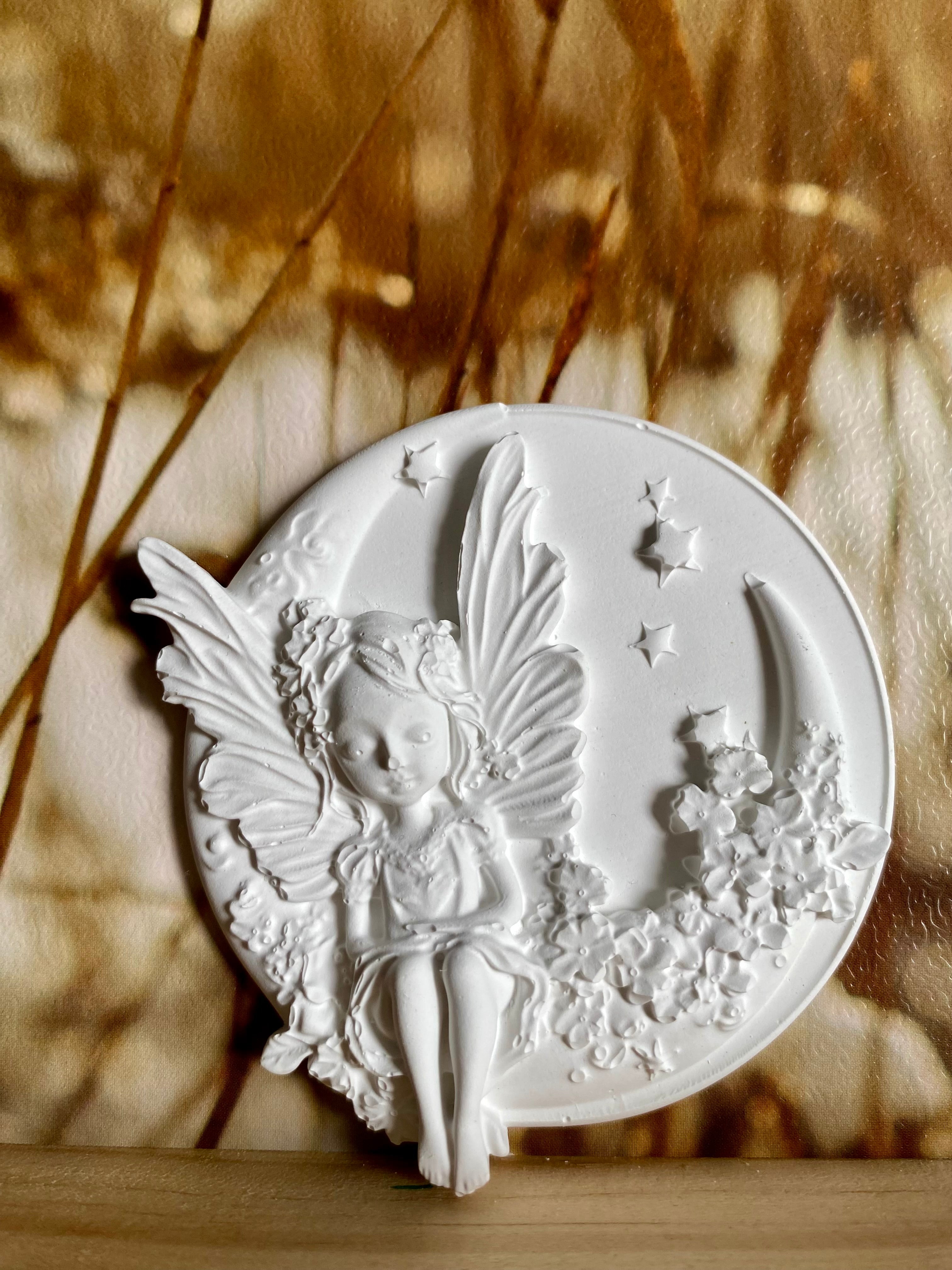 Décor parfumé Fée sur croissant de lune - Artisanale