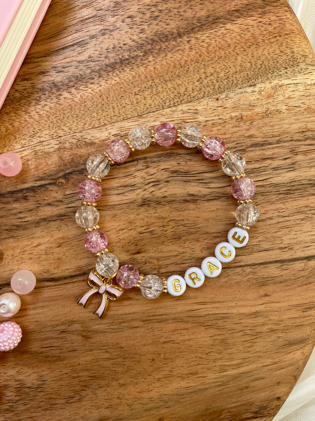 Atelier Séléna - Bracelet « Grâce » Octobre Rose