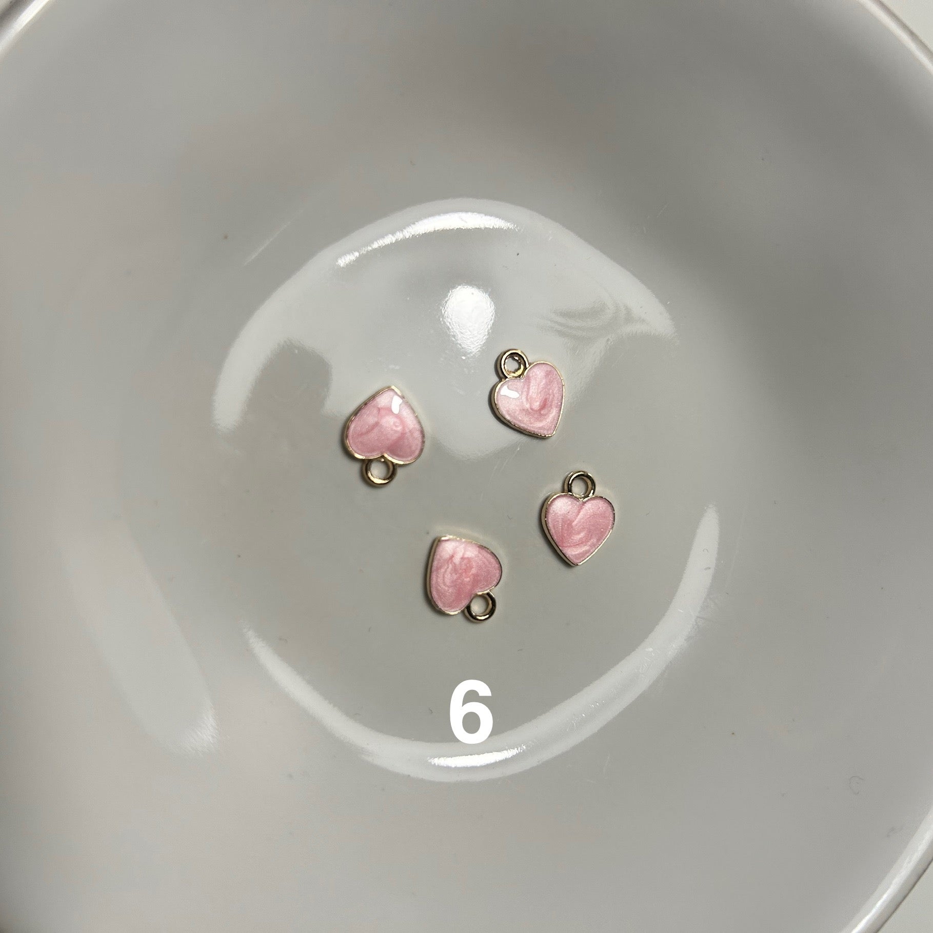 Atelier Séléna - Broche personnalisable dorée - 5 breloques