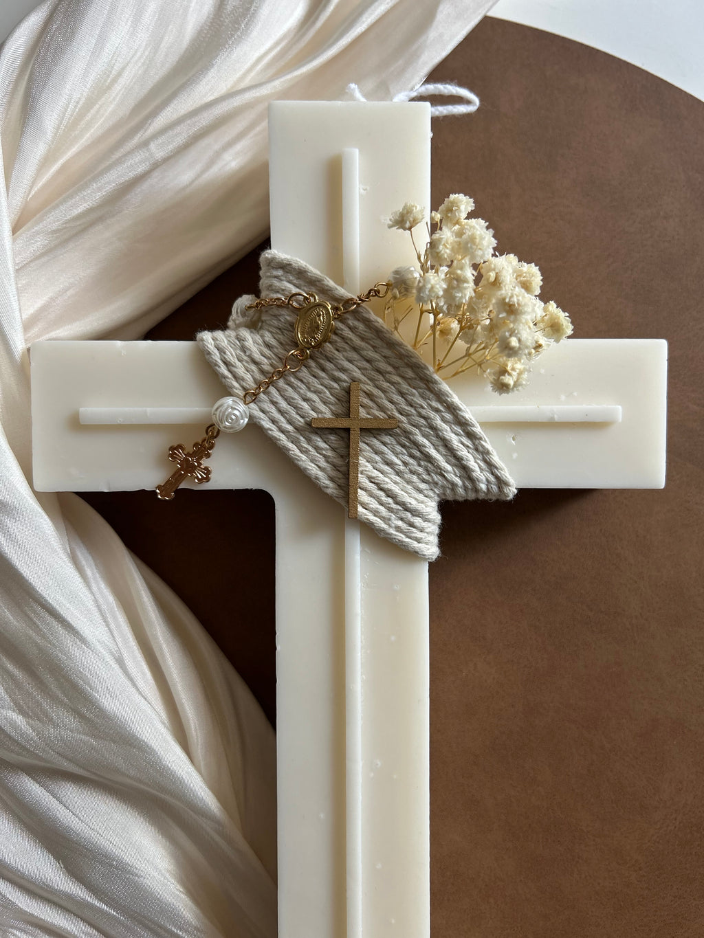 Bougie croix artisanale