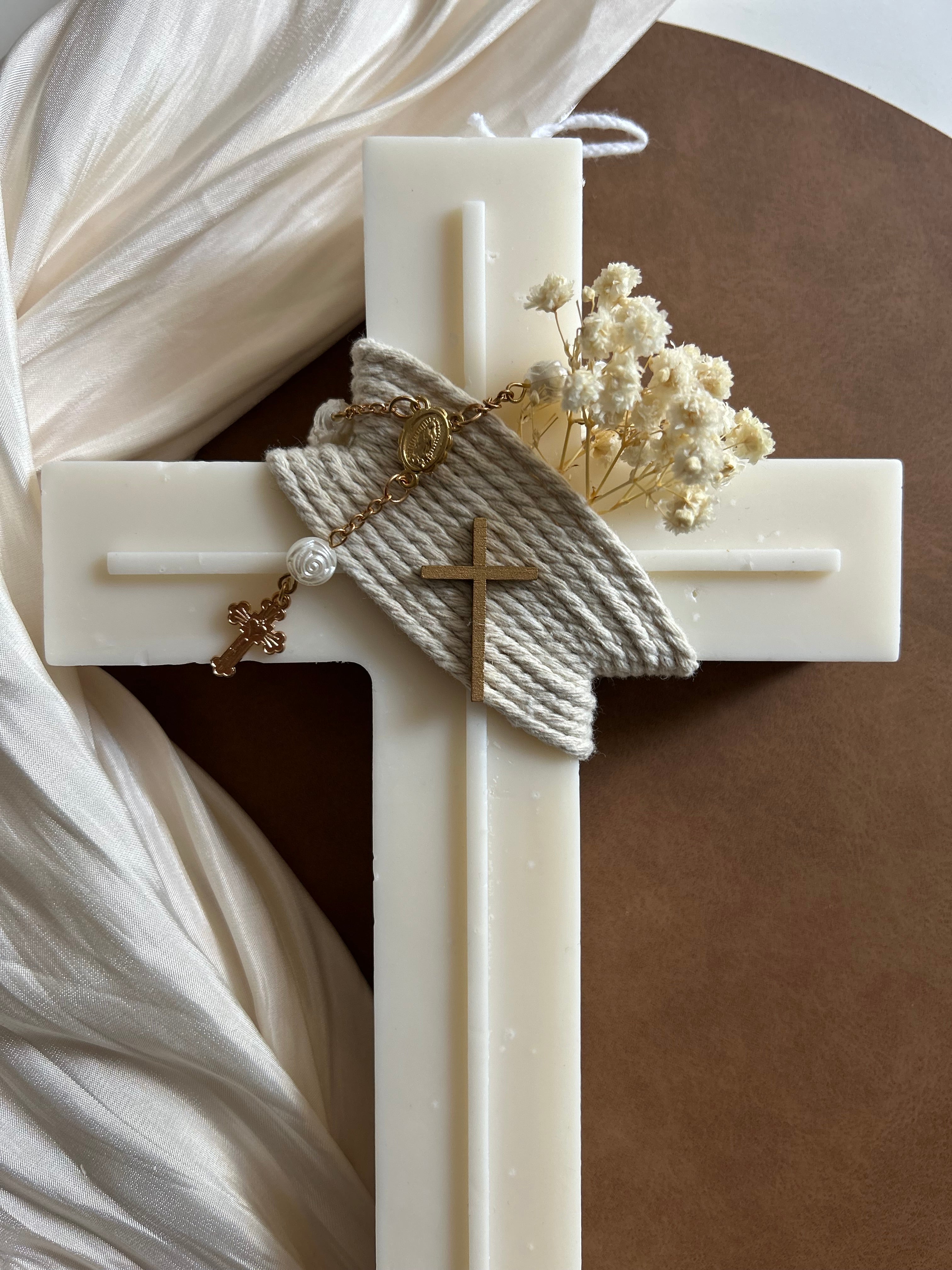 Bougie croix artisanale