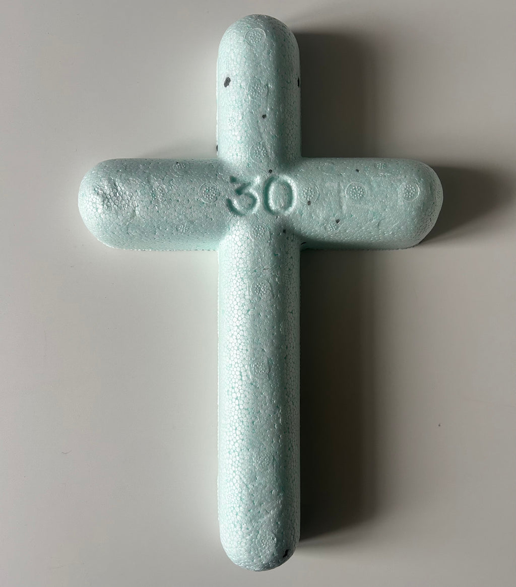 Atelier Séléna - Décoration Croix en fleurs - Personnalisable - 30 cm