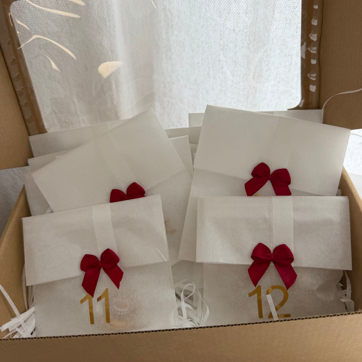 Atelier Séléna - PRÉCOMMANDE - Calendrier de l’Avent Chrétien - 12 CASES